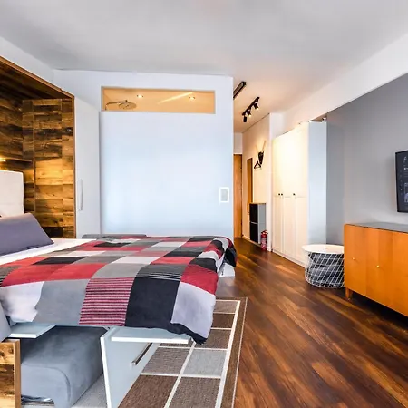 Bright Augsburg-hotelturm شقة